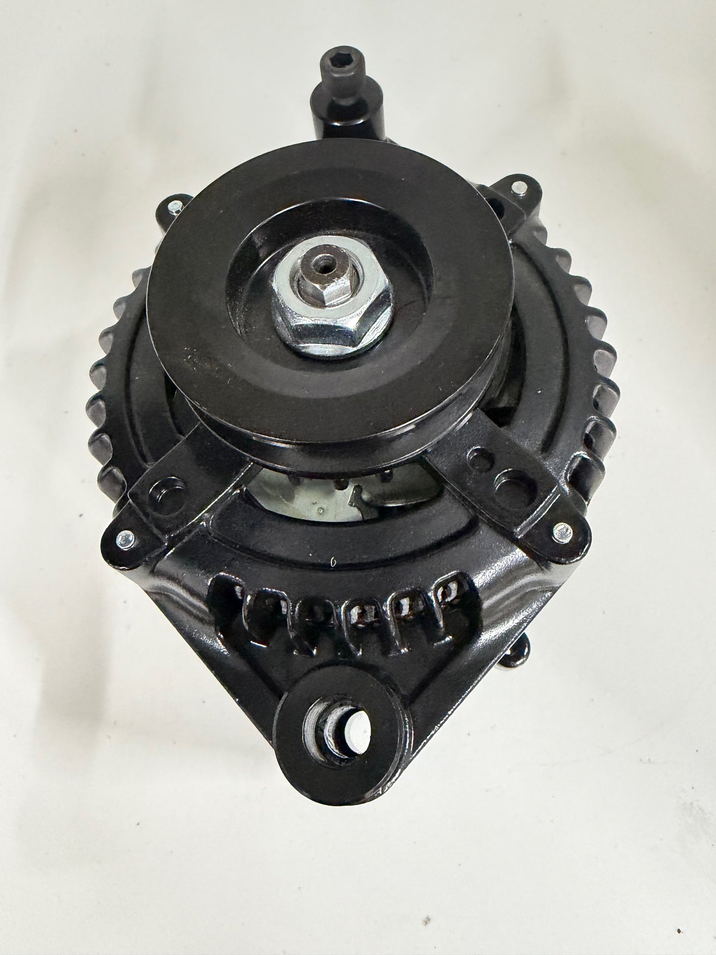 Alternator Ford/GM Applications High Output 160Amp Self Exciting Single wire connection. AEOAD253EB