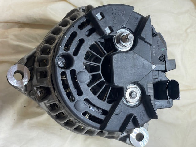 Alternator Bosch, 0124515041   New, Suit Mercedes C-Class & CLK models 2000-2002