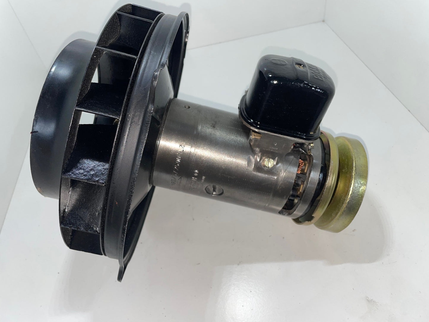 6Volt VW Changeover Generator and Regulator with Fan LJ/REF 160/6/2500 L21