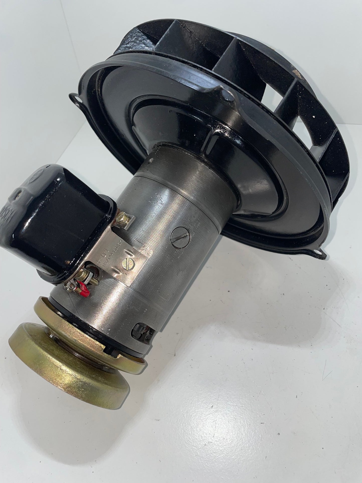 6Volt VW Changeover Generator and Regulator with Fan LJ/REF 160/6/2500 L21